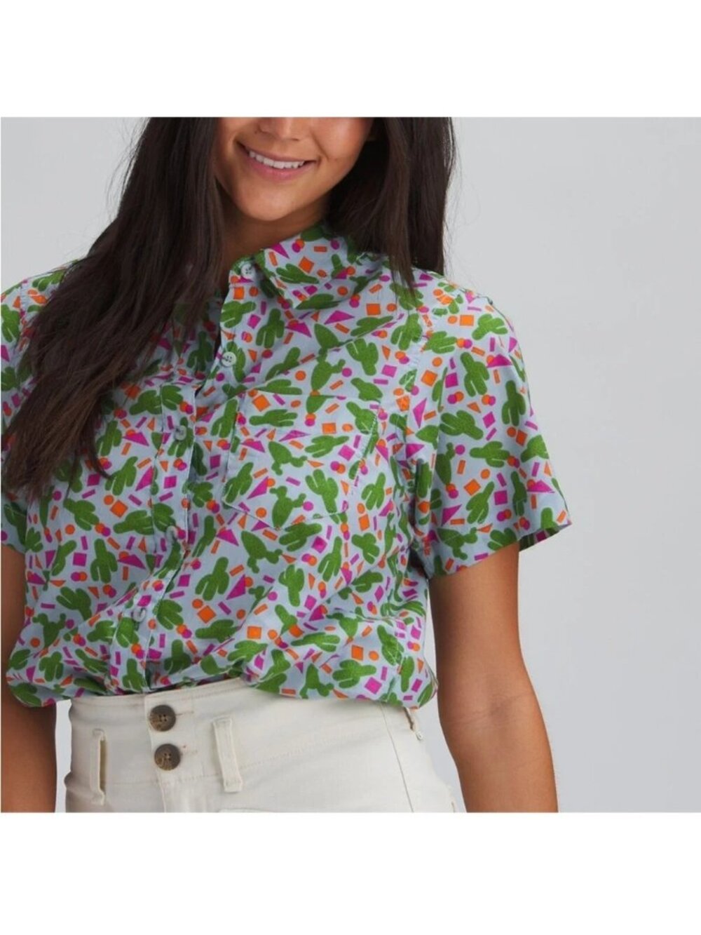 KAVU Girl Party Shirt Cactus Print Short Sleeve Button Down Size Medium